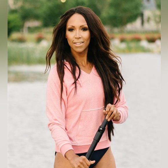 Zyia lightweight beach hoodie - Picture 6 of 7